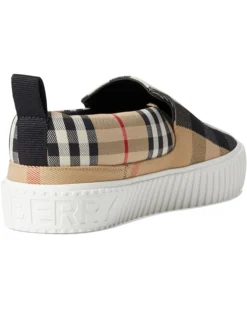Burberry Kids Andrew (Toddler/Little Kid) | Sneakers & Athletic Shoes 10 Burberry Kids Andrew (Toddler/Little Kid) | Sneakers & Athletic Shoes -Fashion For Every 71uqdwNnlUL. AC SR736920