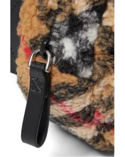 Burberry Kids Bum Bag (Big Kid) | Lumbar Packs 7 Burberry Kids Bum Bag (Big Kid) | Lumbar Packs -Fashion For Every 81h6JA34suL. AC SR736920